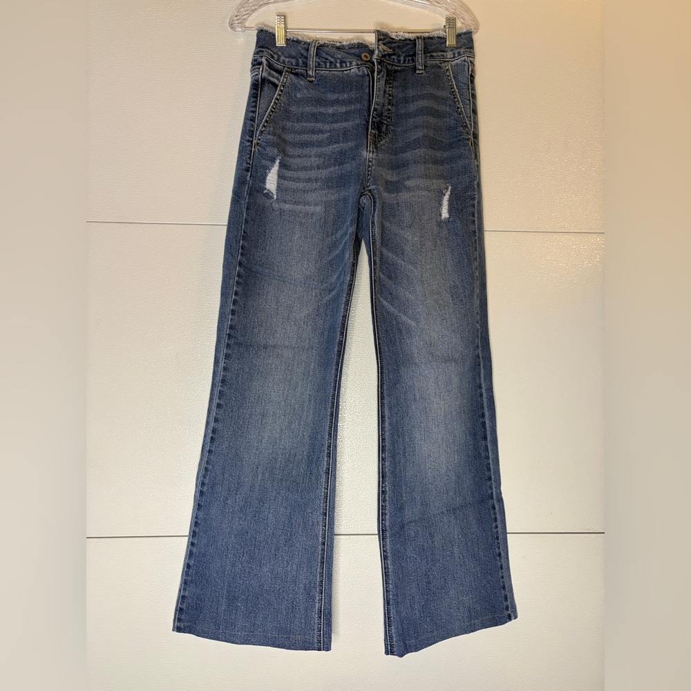 KanCan  Trendy Distressed‎ Blue Flare Jeans